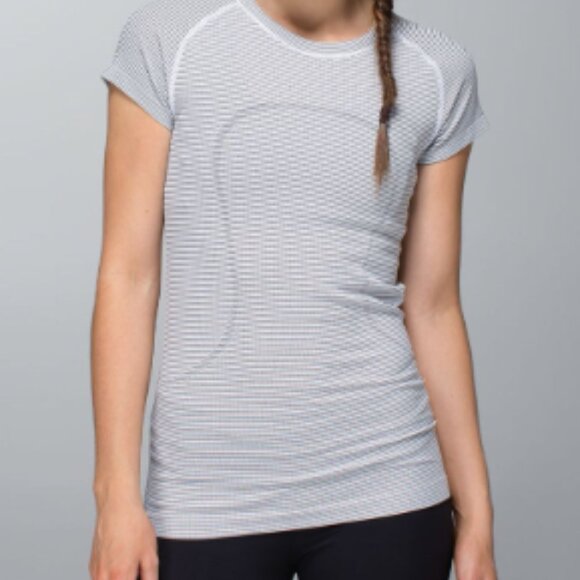 lululemon athletica Tops - (6014)  🍋 LULULEMON RUN: Swiftly Tech Short Sleeve *Stripe Sz 12